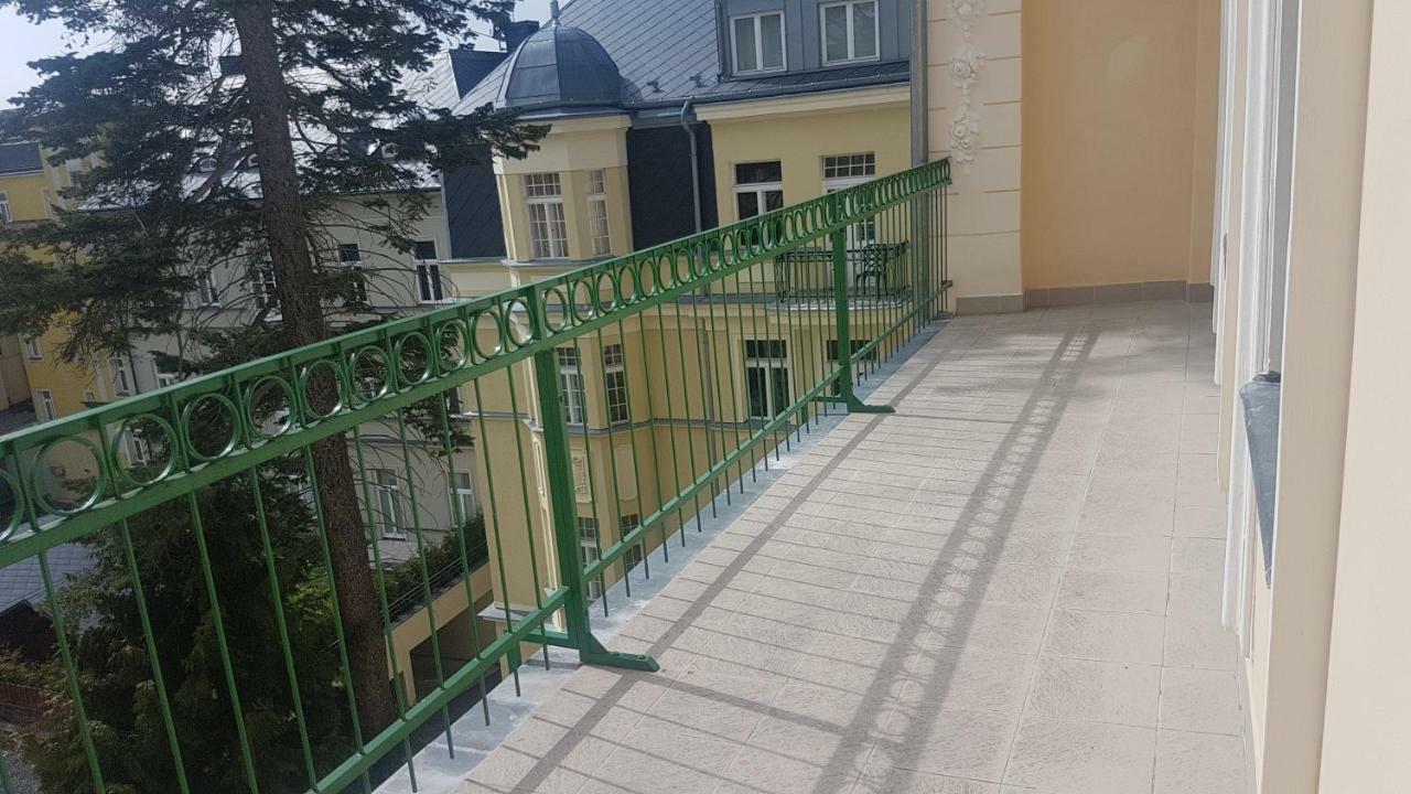 Apartman U Kolonady Mariánské Lázně Екстериор снимка