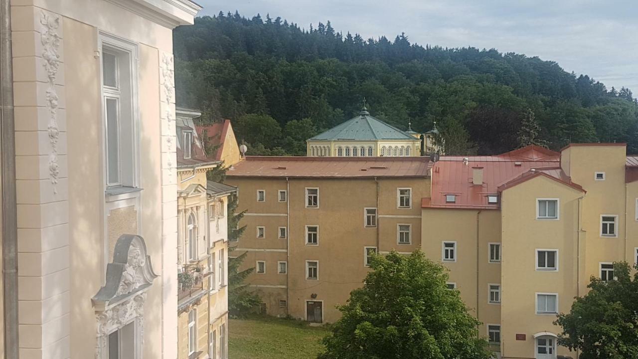 Apartman U Kolonady Mariánské Lázně Екстериор снимка